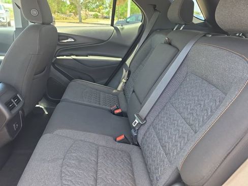 Used 2024 Chevrolet Equinox LT AWD/4WD image 11