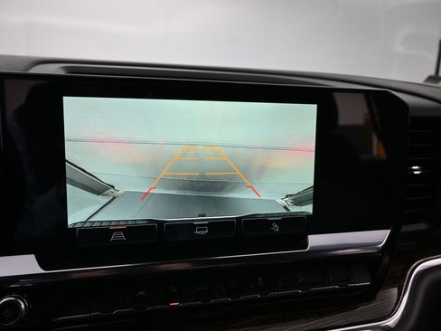 Used 2025 GMC Sierra 1500 Elevation w/ Preferred Package image 24