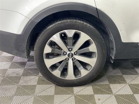 Used 2020 Kia Telluride S image 18