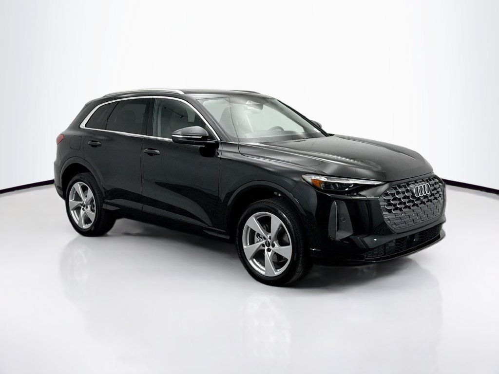 Certified 2025 Audi Q5 Premium Plus w/ Premium Plus AWD/4WD image 3