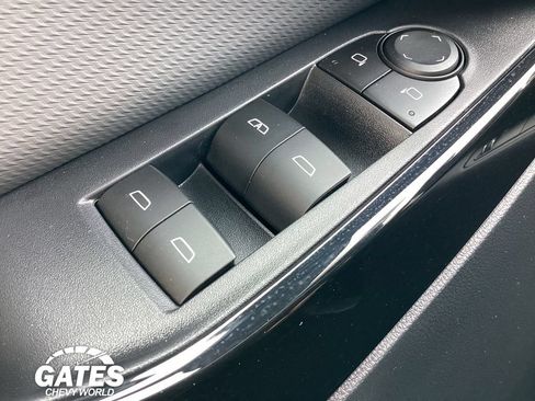 Used 2026 Chevrolet Equinox LT FWD image 20
