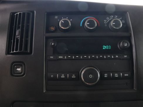 Used 2024 Chevrolet Express 2500 w/ Driver Convenience Package RWD image 16