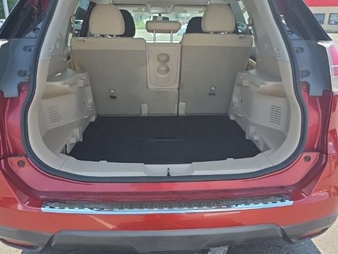 Used 2016 Nissan Rogue SV AWD/4WD image 10