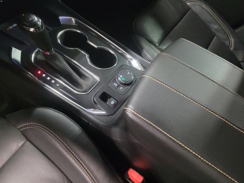 Used 2018 Chevrolet Traverse Premier w/ Driver Confidence II Package image 26