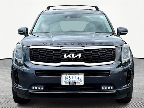Used 2022 Kia Telluride SX w/ Nightfall Edition Package image 3