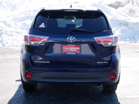 Used 2015 Toyota Highlander XLE image 6