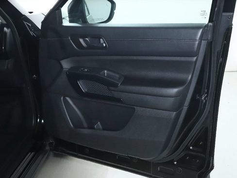 Certified 2024 Nissan Pathfinder SV AWD/4WD image 37