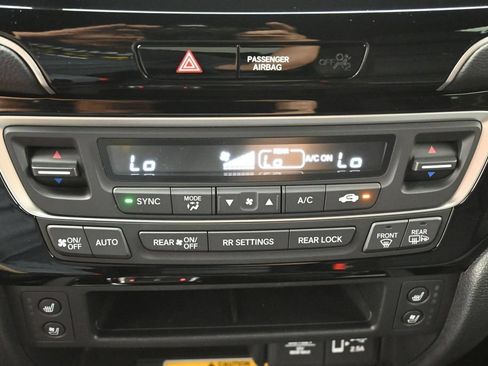 Used 2022 Honda Passport Elite image 25