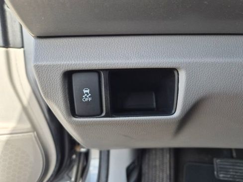Used 2012 Honda Accord LX image 18