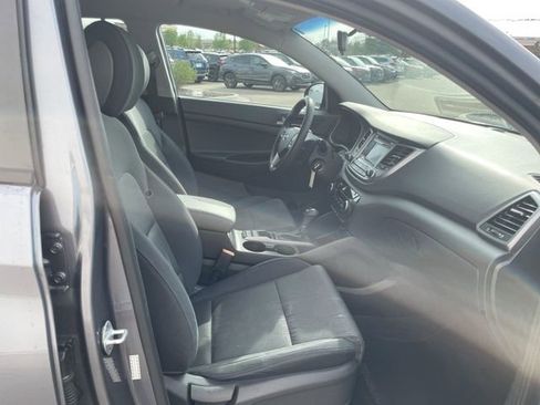 Used 2016 Hyundai Tucson SE w/ Option Group 02 image 16