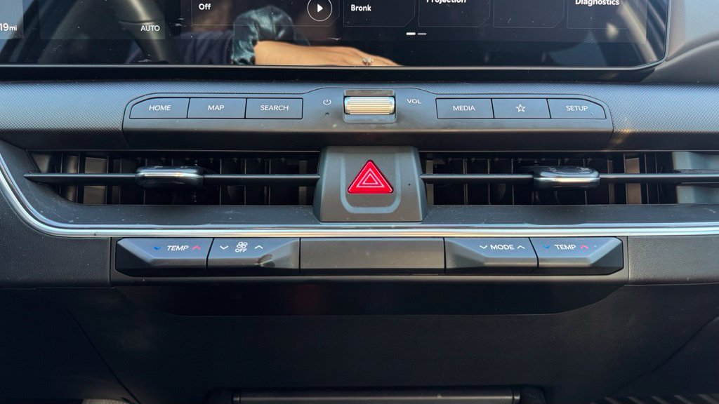 Certified 2025 Kia K4 EX FWD image 17
