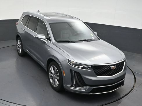 Used 2024 Cadillac XT6 Premium Luxury FWD image 22