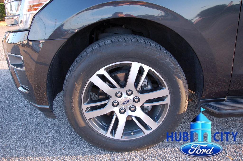 Used 2024 Ford Expedition Limited RWD image 8