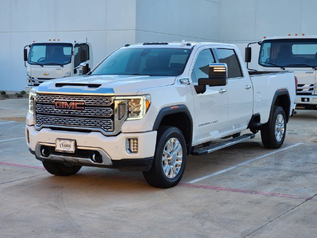 Used 2021 GMC Sierra 3500 Denali w/ Technology Package AWD/4WD image 4
