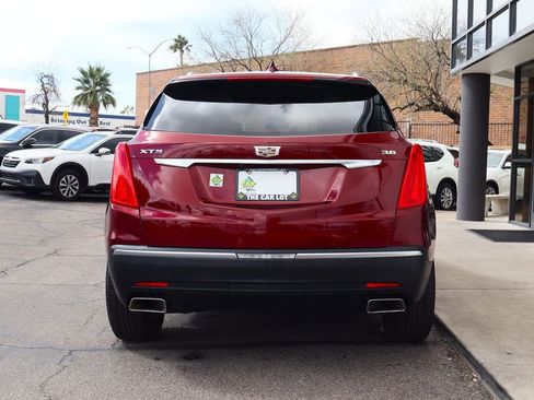 Used 2017 Cadillac XT5 Luxury w/ Driver Awareness Package image 11