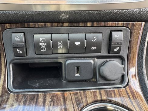 Used 2016 GMC Acadia Denali FWD image 19
