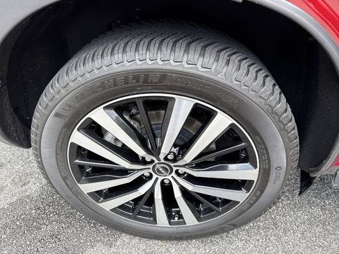 Used 2023 Nissan Pathfinder Platinum AWD/4WD image 17