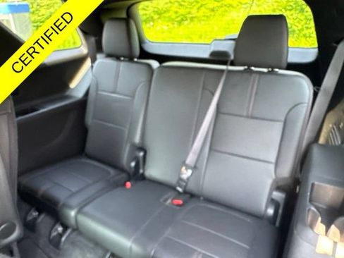 Used 2023 Chevrolet Traverse RS AWD/4WD image 21