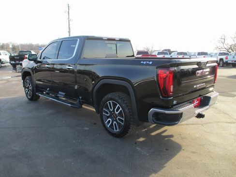 Certified 2022 GMC Sierra 1500 SLT w/ SLT Convenience Package image 8