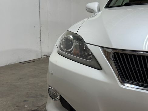 Used 2014 Lexus IS 250C w/ Luxury Package RWD image 10