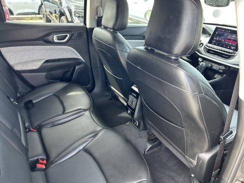 Used 2022 Jeep Compass Latitude w/ Sun and Sound Group AWD/4WD image 19