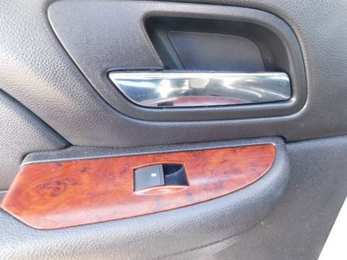 Used 2011 Chevrolet Avalanche LS w/ Regional Value Package image 14