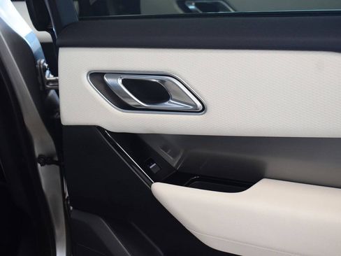 Used 2018 Land Rover Range Rover Velar S AWD/4WD image 69
