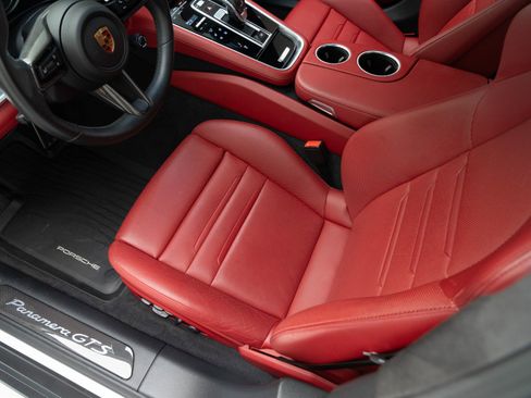 Certified 2023 Porsche Panamera GTS image 17