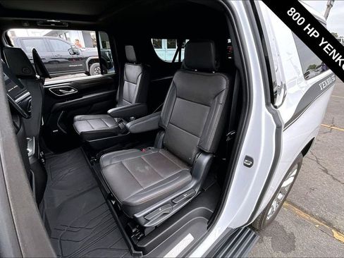 Used 2023 Chevrolet Suburban High Country AWD/4WD image 22