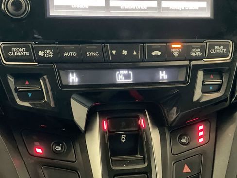 Used 2019 Honda Odyssey EX image 19