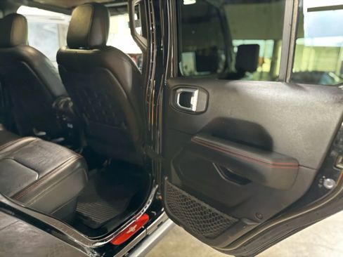 Used 2021 Jeep Gladiator Rubicon image 21