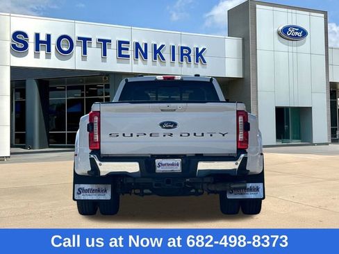 Used 2023 Ford F350 Lariat w/ FX4 Off-Road Package image 8