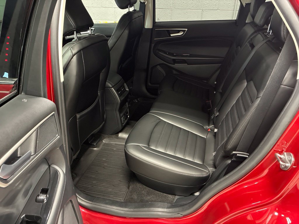 Used 2020 Ford Edge SEL w/ Convenience Package FWD image 26