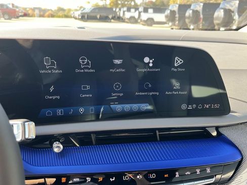 New 2026 Cadillac Optiq Sport 1 image 28