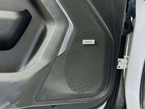 Used 2023 GMC Yukon AT4 w/ Technology Package image 19