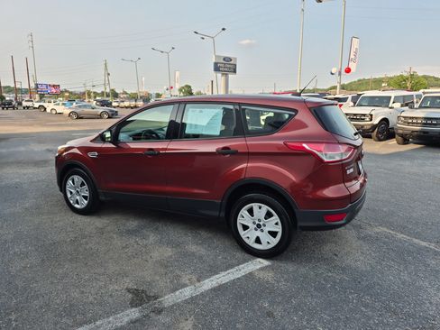 Used 2016 Ford Escape S FWD image 5