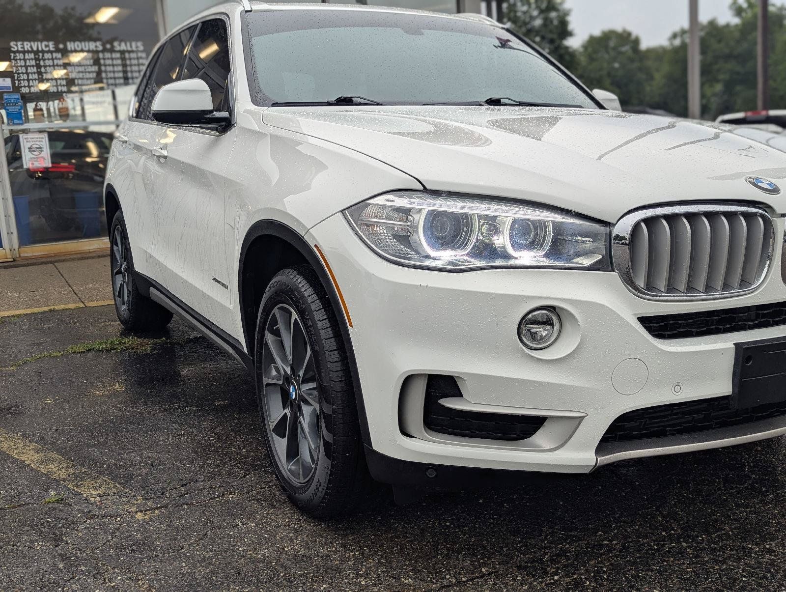 Used 2018 BMW X5 xDrive35i w/ Premium Package AWD/4WD image 21