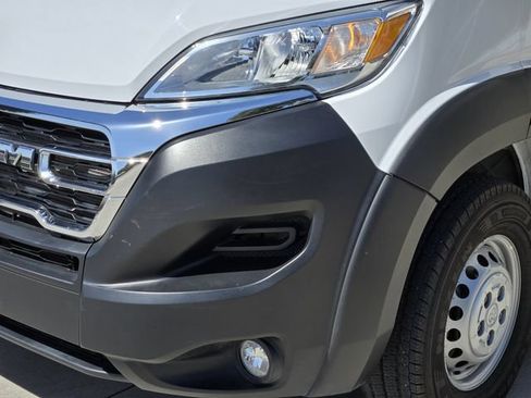 Used 2025 RAM ProMaster 2500 w/ U-Haul Equipment Group FWD image 9