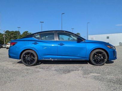 New 2025 Nissan Sentra SR w/ Midnight Edition