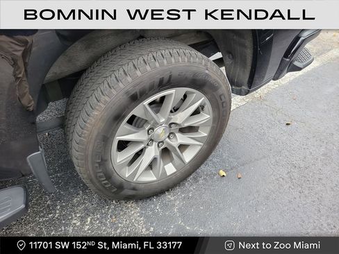 Used 2021 Chevrolet Silverado 1500 High Country image 9