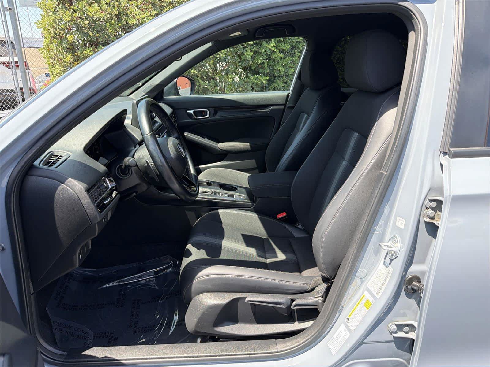 Used 2023 Honda Civic Sport image 12