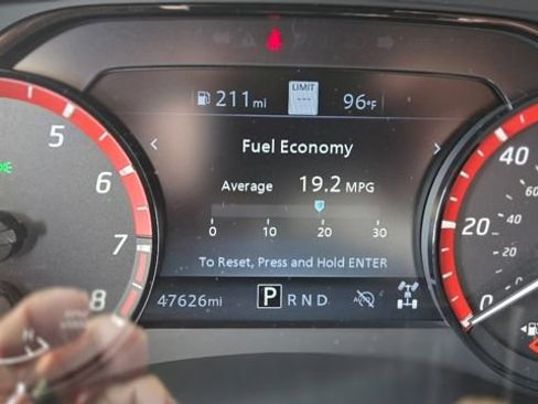 Used 2024 Nissan Frontier PRO-4X w/ Pro Premium Package AWD/4WD image 7