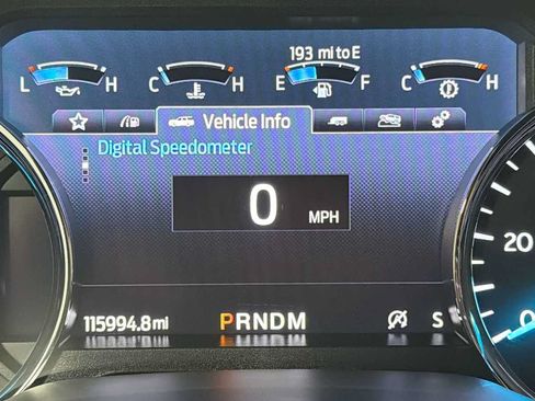 Used 2020 Ford Expedition XLT w/ Equipment Group 202A AWD/4WD image 17