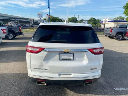 Used 2018 Chevrolet Traverse High Country w/ LPO, Cargo Package AWD/4WD image 10