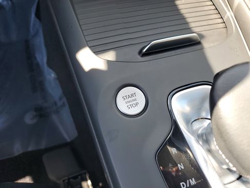 Used 2022 INFINITI QX50 Essential image 24