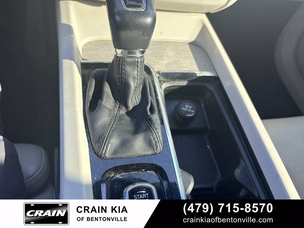 Used 2018 Volvo XC60 T5 Inscription w/ Convenience Package AWD/4WD image 15