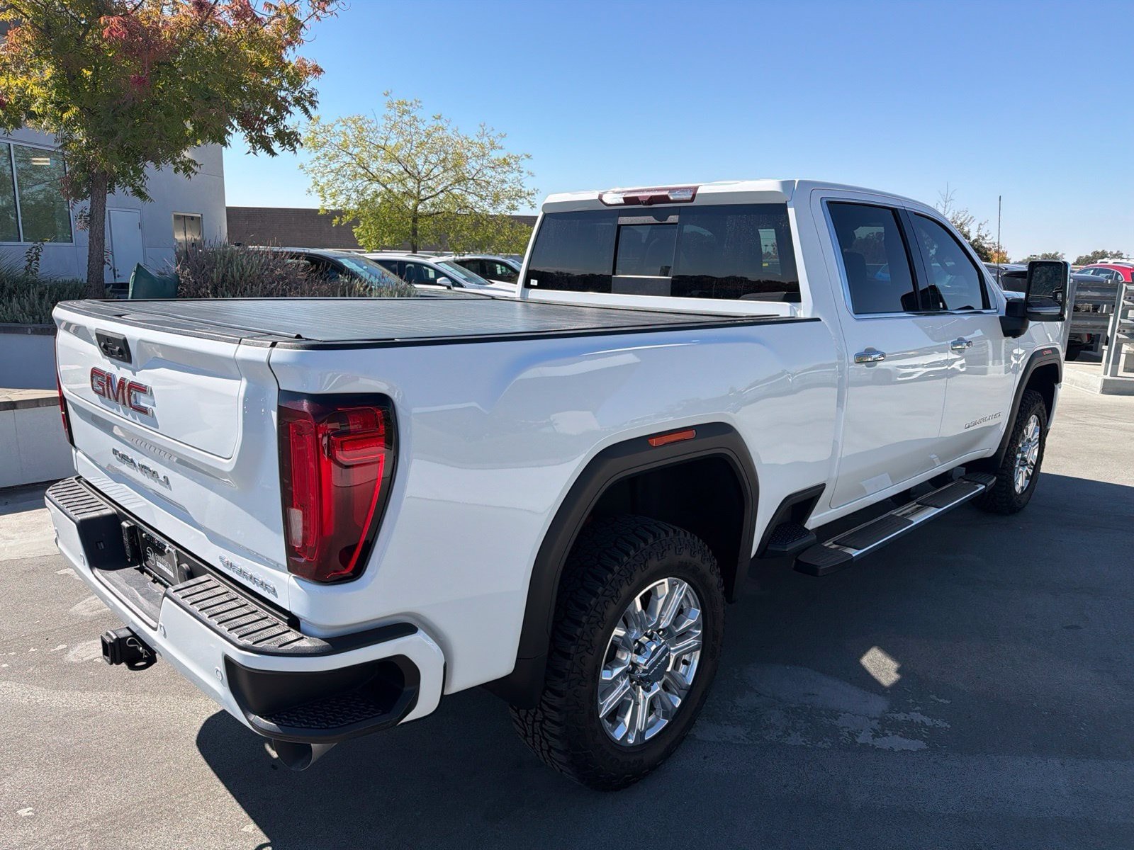 Used 2022 GMC Sierra 3500 Denali AWD/4WD image 3