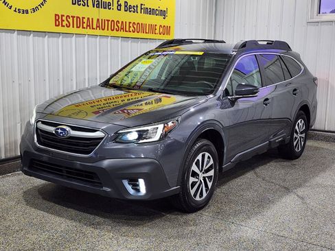 Used 2020 Subaru Outback Premium AWD/4WD image 3