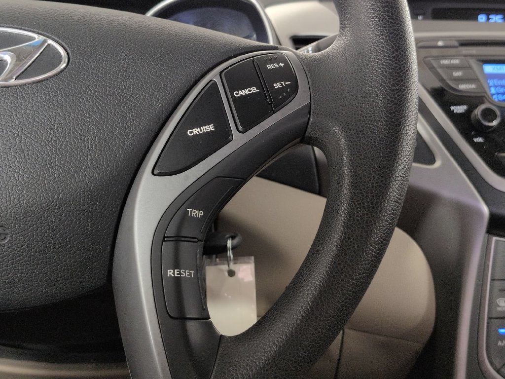 Used 2016 Hyundai Elantra SE FWD image 39