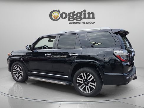 Used 2019 Toyota 4Runner Limited AWD/4WD image 3